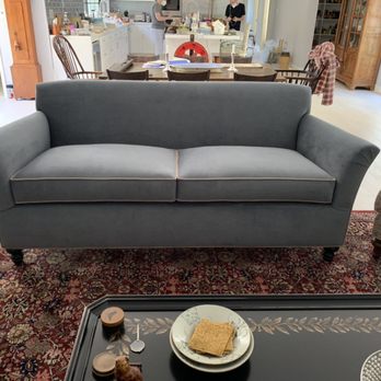 Sofas & Loveseats