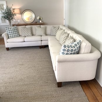 Sofas & Loveseats